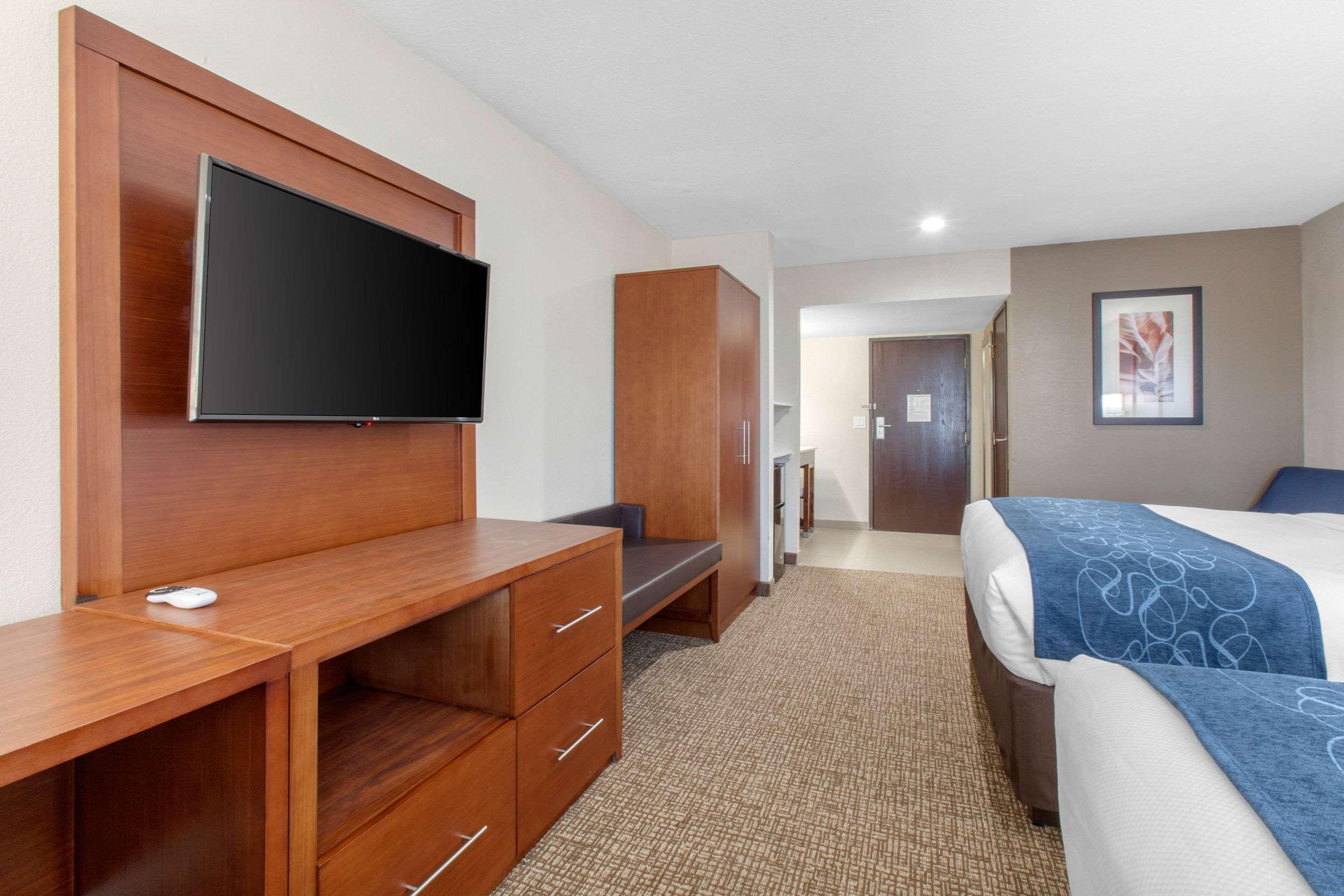 Comfort Inn & Suites Pinetop Show Low Lakeside Екстериор снимка
