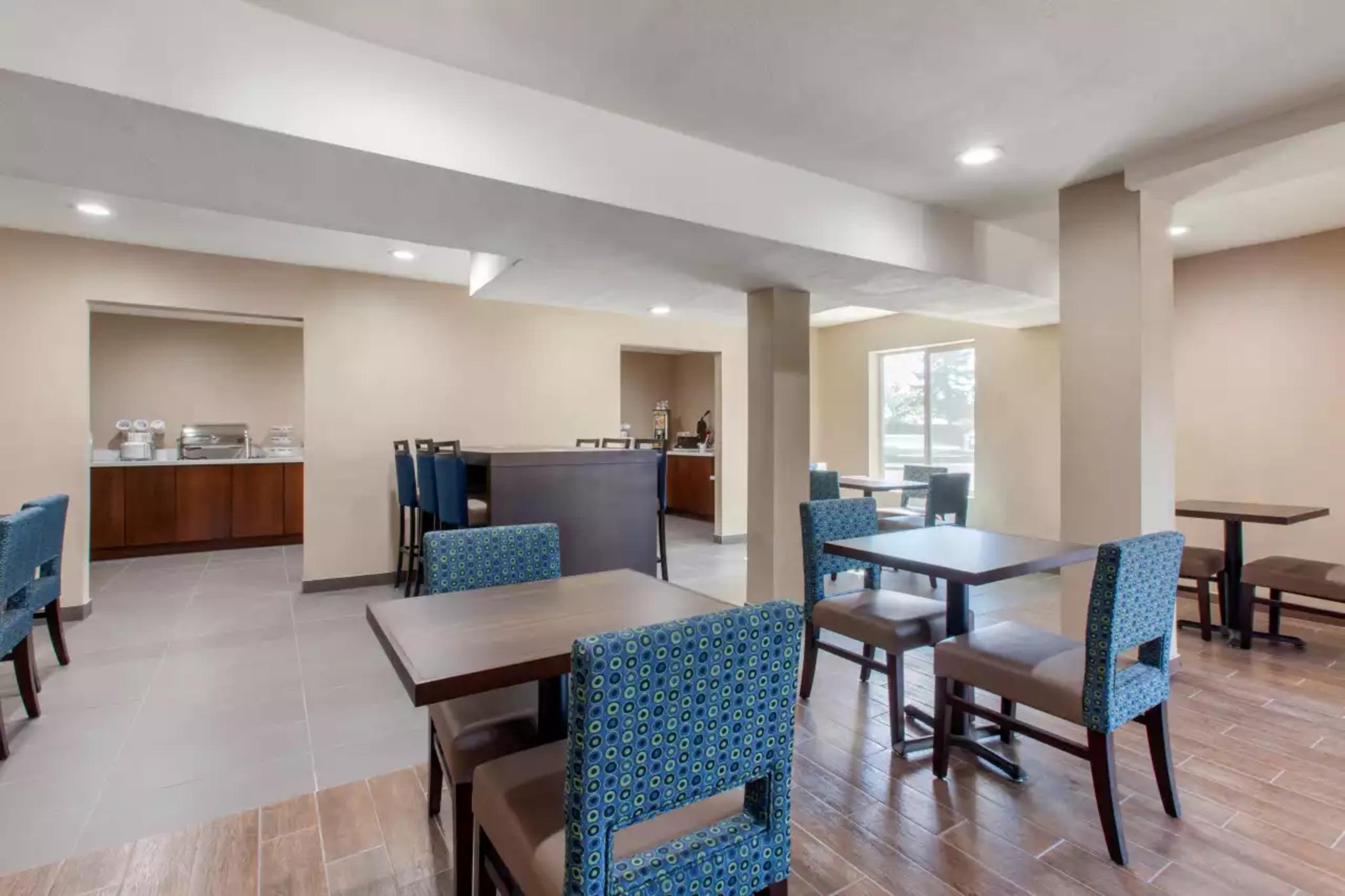 Comfort Inn & Suites Pinetop Show Low Lakeside Екстериор снимка