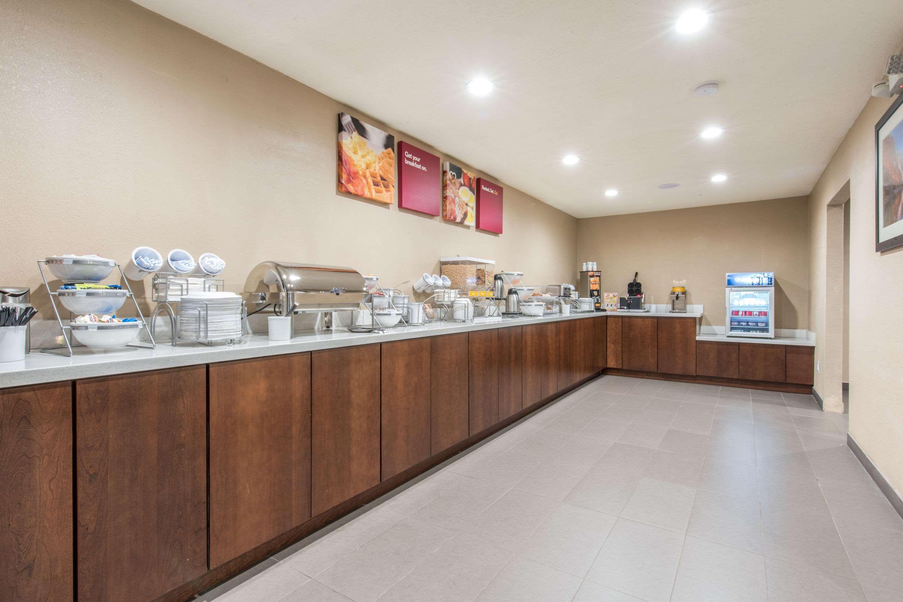 Comfort Inn & Suites Pinetop Show Low Lakeside Екстериор снимка